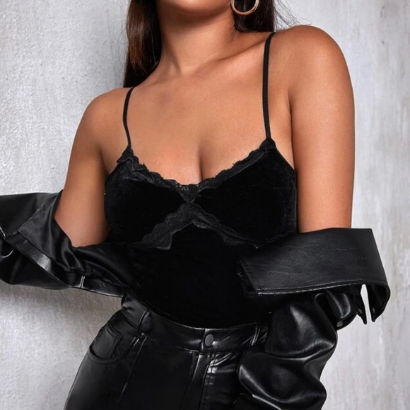 Lace Trim Velvet Cami Top - Picture 3 of 3